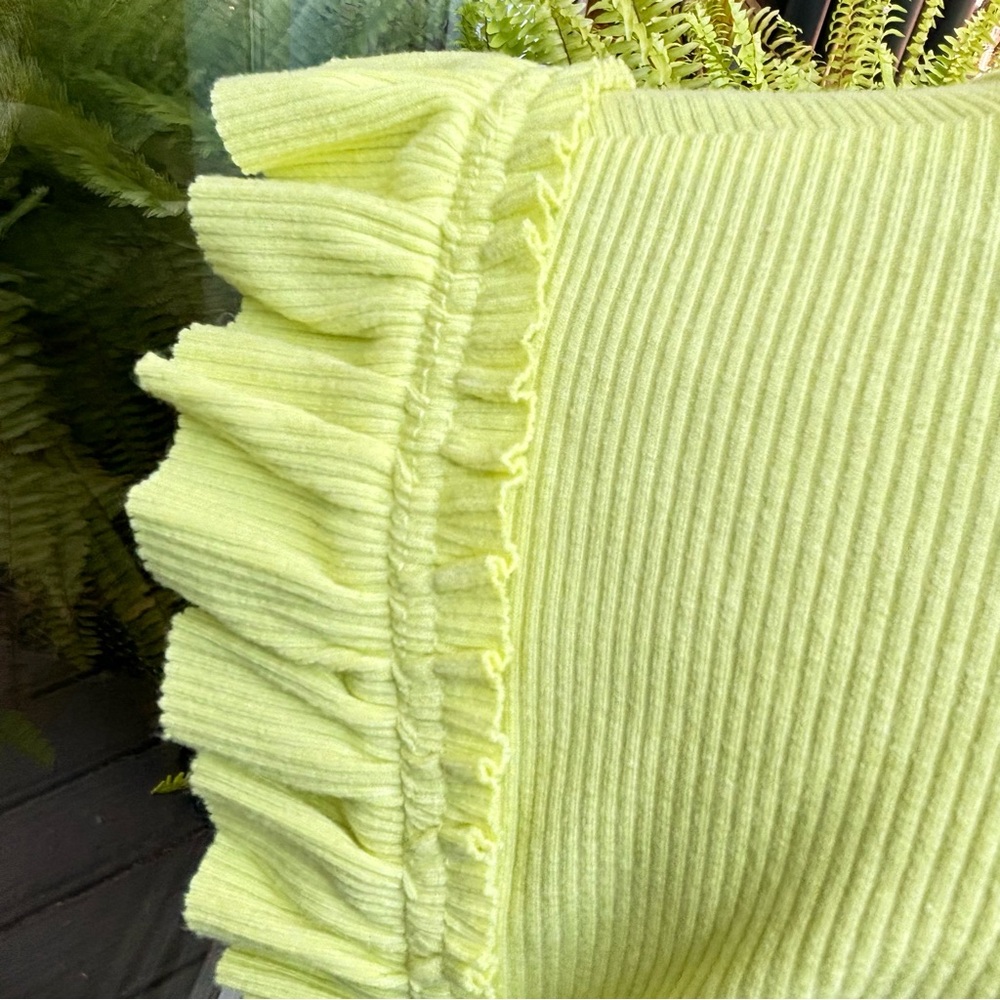 💚 Nine West Ribbed Ruffle Tank NWOT 💚 - Picture 6 of 10